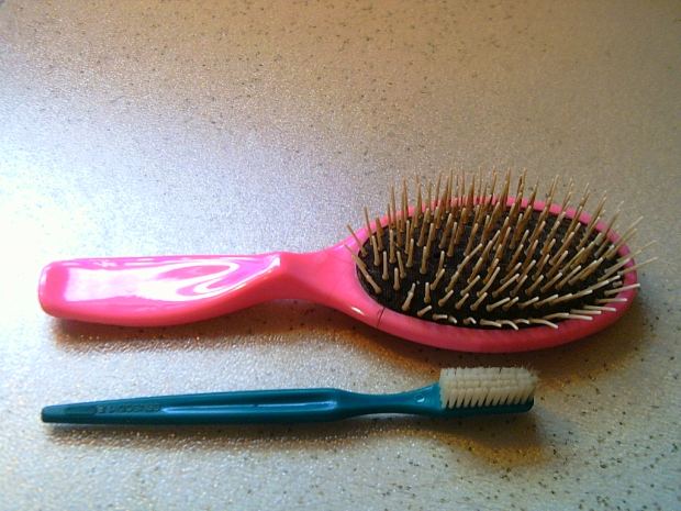 Hair brush & toothbrush